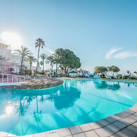 Apartment Renovated With Nerjas Biggest Pool *